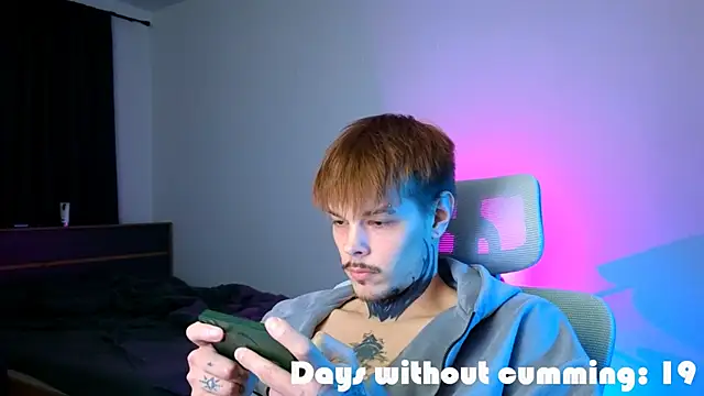 DENIS_HEREのライブXXXチャット