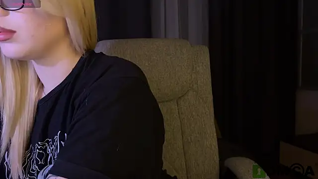 ariashaa Live XXX Chat