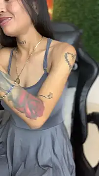 ImValentinaHotXXXのライブXXXチャット