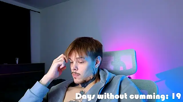 DENIS_HERE 即時 XXX 聊天