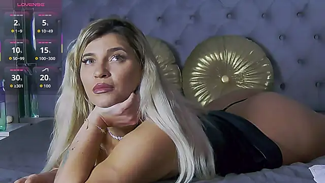 Lorehottie Chat XXX in diretta