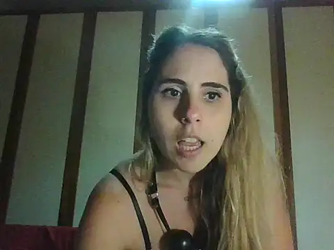 Emilyvuxa Webcamshow