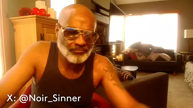 sinnernoir: онлайн-секс-чат