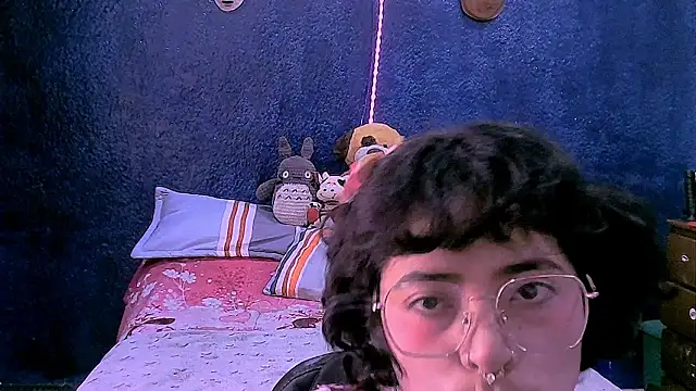 NinaYellow's Live XXX Chat