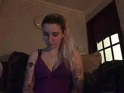 Chatroom XXX en direct de xxamyleighxx