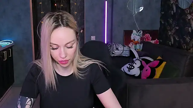 Czat XXX na żywo – Blckmirrorr