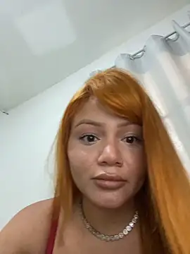 Isisbennett লাইভ XXX চ্যাট