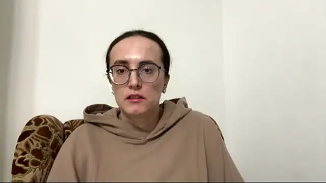 SofiaTease: απευθείας συνομιλία ΧΧΧ