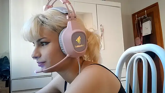 Czat XXX na żywo – JustinCerqueira