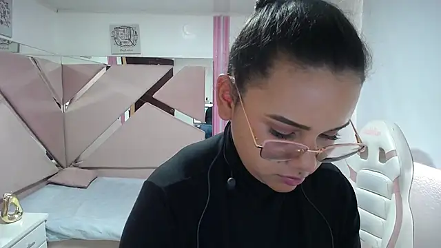 _Miaaleon 即時 XXX 聊天