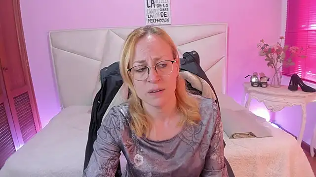 SammySandersのライブXXXチャット