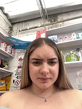 imlindapink 即時 XXX 聊天