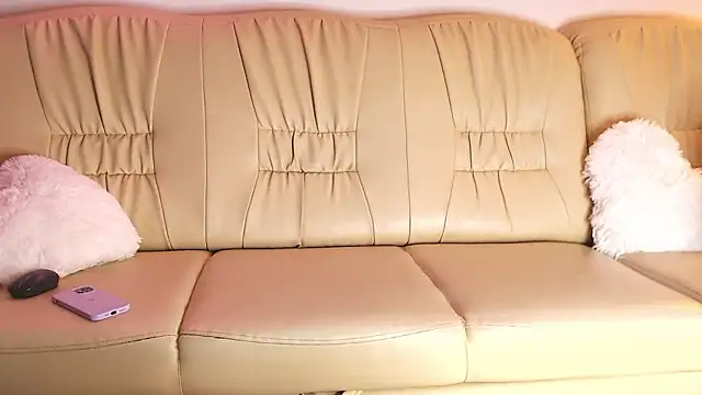 Chat XXX en directo de Bella_Rosee4u