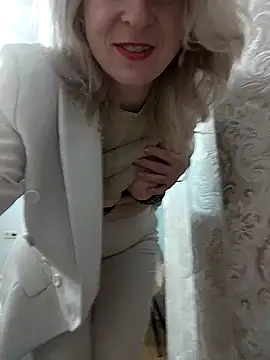 Chat XXX en directo de AhlyssaLove1155