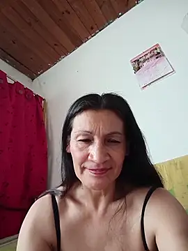Chat +18 de Layla_Zaid ao vivo