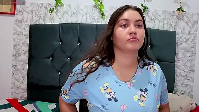 Chat XXX en directo de Mikaellaginx