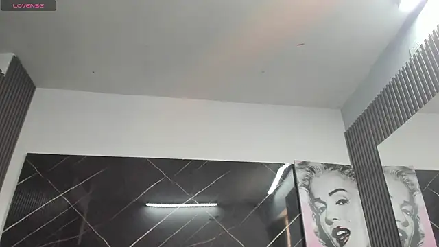 Chat +18 de Sarah_villa ao vivo