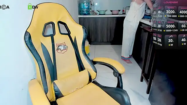 Clumsy_Girl live XXX chat