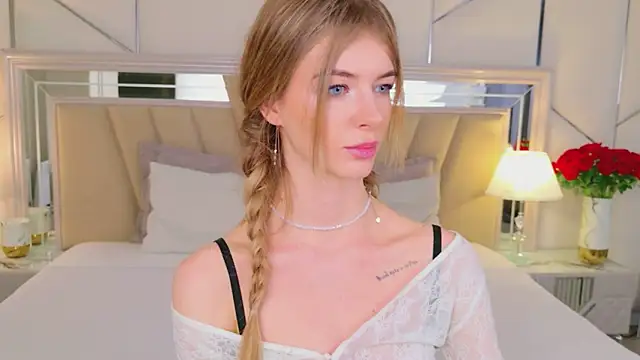 MeganMour's Webcam Show