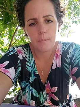 emiliemilfn Live XXX chat