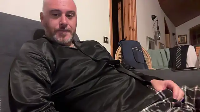 marcovik1 Show Webcam