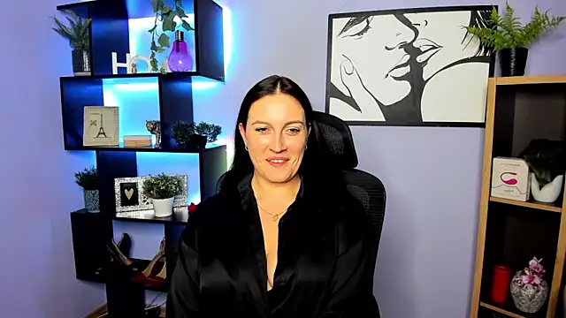 XXX chat uživo modela FUN_AMI