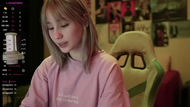 Traharaa's Live XXX Chat