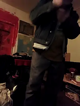 Pokazy przed kamerką – Ozomitro