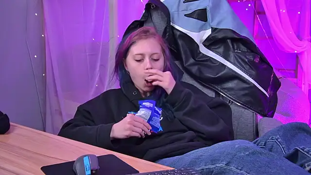 SakuraBliss' Live XXX Chat