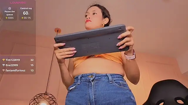 ArielBlossom___ live XXX chat