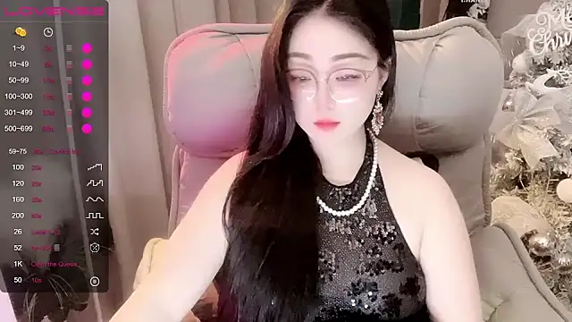 Monica-666888- 现场XXX聊天