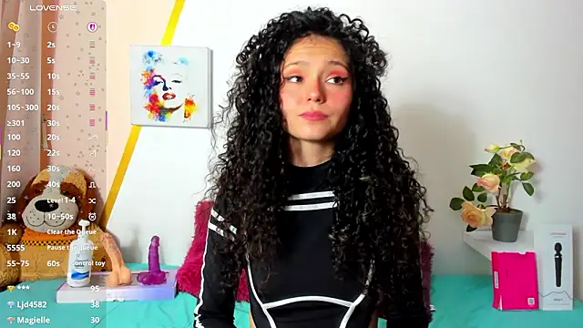 MapeDiamond's Live XXX Chat