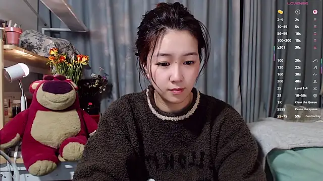 XueLi1902's Live XXX Chat