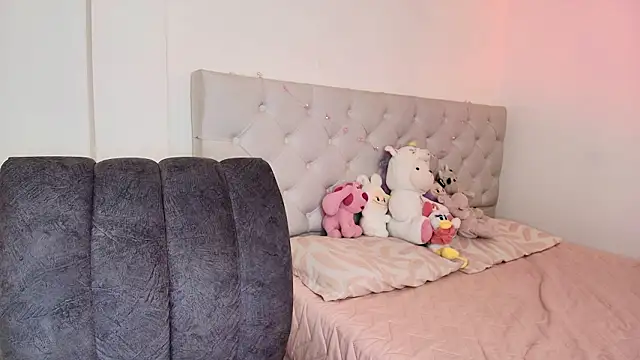 Diamond__cherry69 élő XXX-chatje