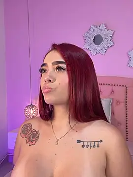 Chat +18 de ValeriaRose_ ao vivo