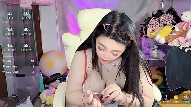 Jiuer-88's Live XXX Chat