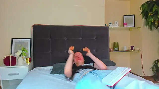 AdrianaCult Live XXX-Chat