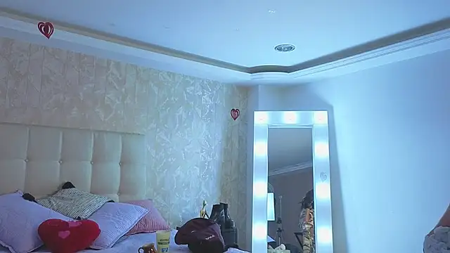 Czat XXX na żywo – _sharlotte777