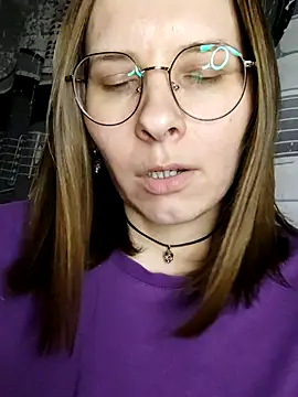 Aashikalaa 라이브 XXX 채팅