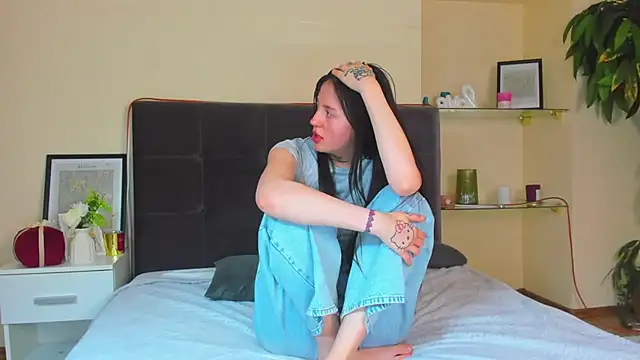 AdrianaCult's Live XXX Chat