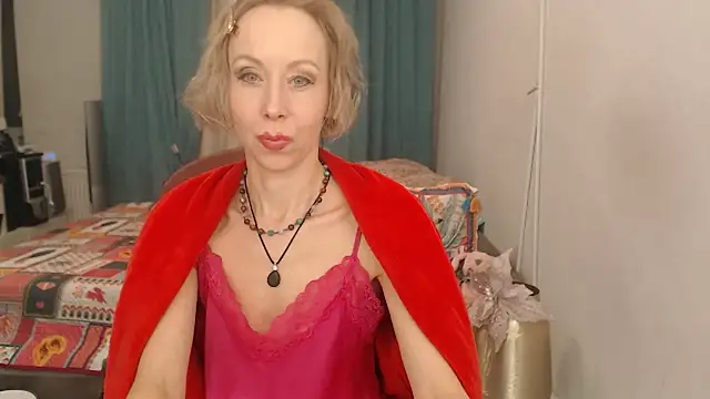 LuxuryNika Webcam show