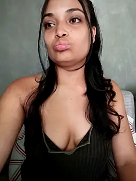 _Estrellita_ Adlı Modelin Canlı XXX Sohbeti