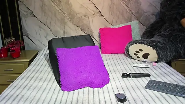 Niyirey1 Live XXX-Chat