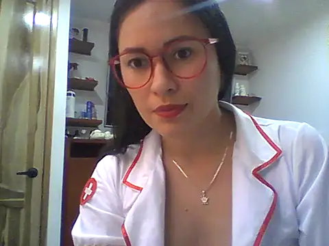 Erin_oficial Adlı Modelin Canlı XXX Sohbeti