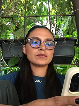 Chat +18 de Gia_Mazzon ao vivo