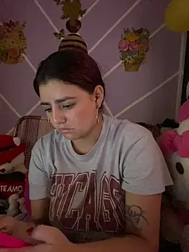 Chat +18 de angelasm ao vivo