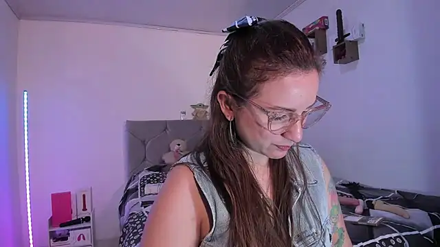 Онлайн чат XXX vanessabrown_