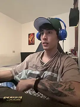 gojo_satoru_18 Adlı Modelin Canlı XXX Sohbeti