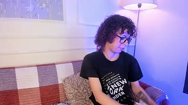 AliceMadnesn Live XXX chat