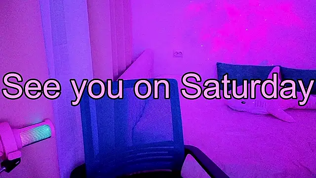 _LukaHayes_ Adlı Modelin Canlı XXX Sohbeti